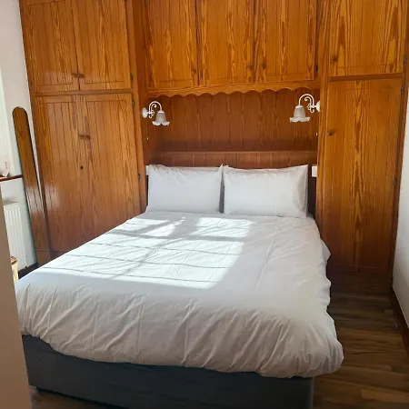 Denmar Spacious Coastal Bungaow