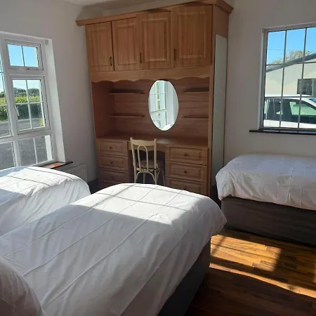 בית נופש Denmar Spacious Coastal Bungaow